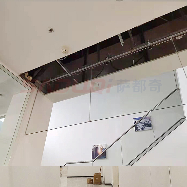 【江蘇擋煙垂壁】防火玻璃擋煙垂壁做多長一塊？